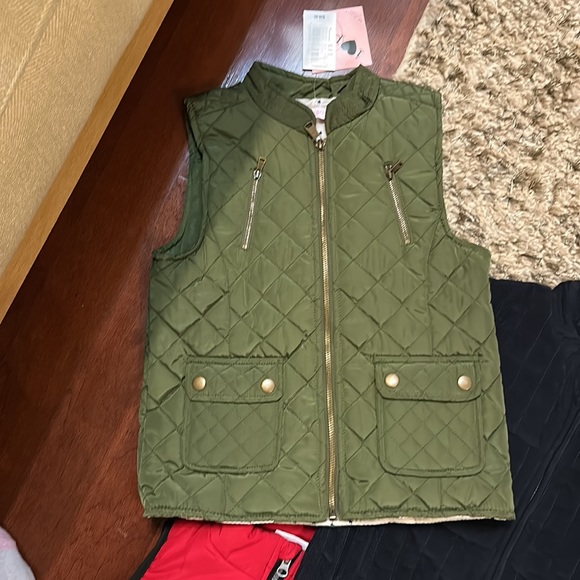 Four little boys Vests!! - Picture 2 of 9